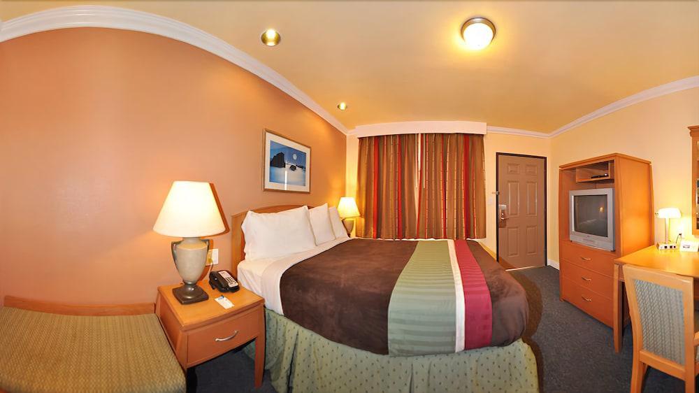 Rodeway Inn & Suites Near The Coliseum & Arena Оакланд Экстерьер фото